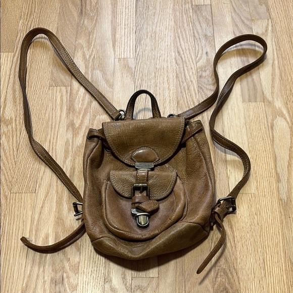 Roots Genuine Leather Made in Canada Mini Backpack Bag Top Handle Purse - Picture 1 of 9